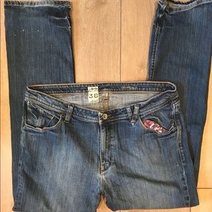 Volcom Stone 38W Medium Wash EUC Jeans